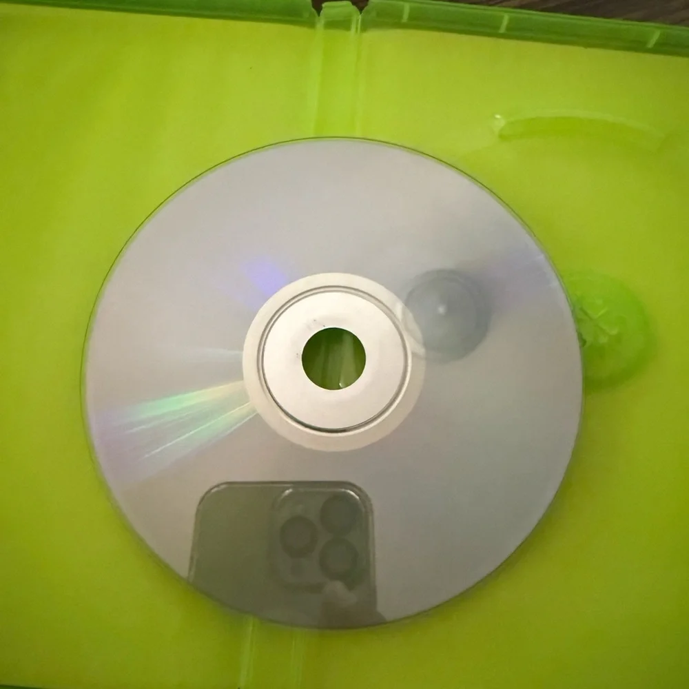 Microsoft Xbox 360 Green Video Game Case